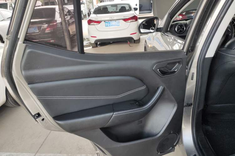 Used Soueast DX3 2019 1.5L Manual Luxury Model China VI Standard Left Rear Door Interior