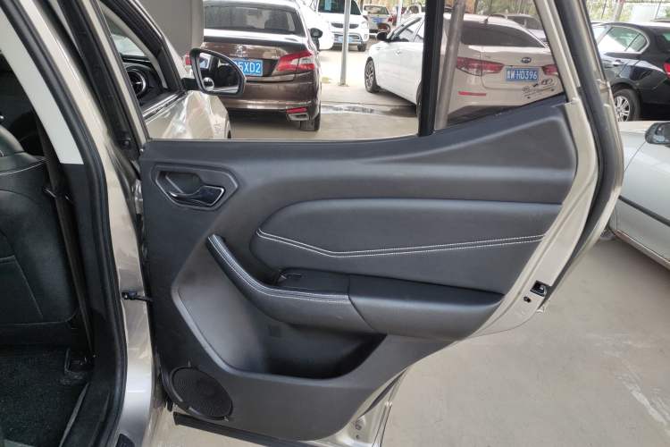 Used Soueast DX3 2019 1.5L Manual Luxury Model China VI Standard Right Rear Door Interior