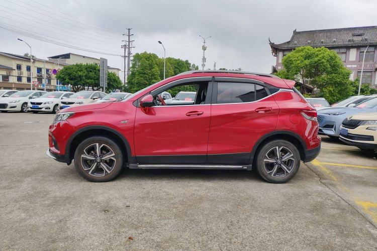 Used Soueast DX3 2019 DX3X Cool Qi 1.5L Manual Luxury Model Exterior 3