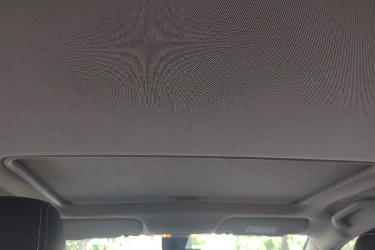 Used Soueast DX3 2019 DX3X Cool Qi 1.5L Manual Luxury Model Headliner