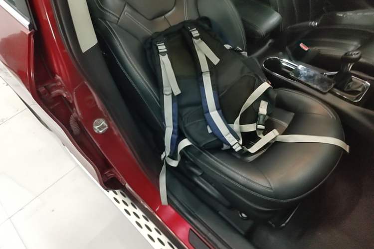 Used Soueast DX3 2019 DX3X Cool Qi 1.5L Manual Luxury Model Right Front Seat