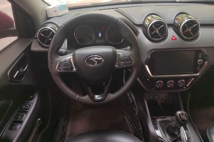 Used Soueast DX3 2019 DX3X Cool Qi 1.5L Manual Luxury Model Steering Wheel