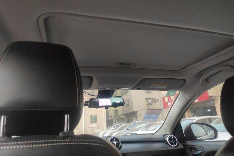 Used Soueast DX3 2019 1.5L Manual Luxury Model China VI Standard Headliner