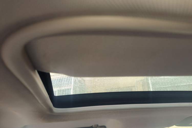 Used Soueast DX3 2019 1.5L Manual Luxury Version China V Standard Headliner