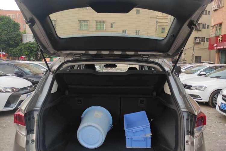Used Soueast DX3 2019 1.5L Manual Luxury Model China VI Standard Trunk
