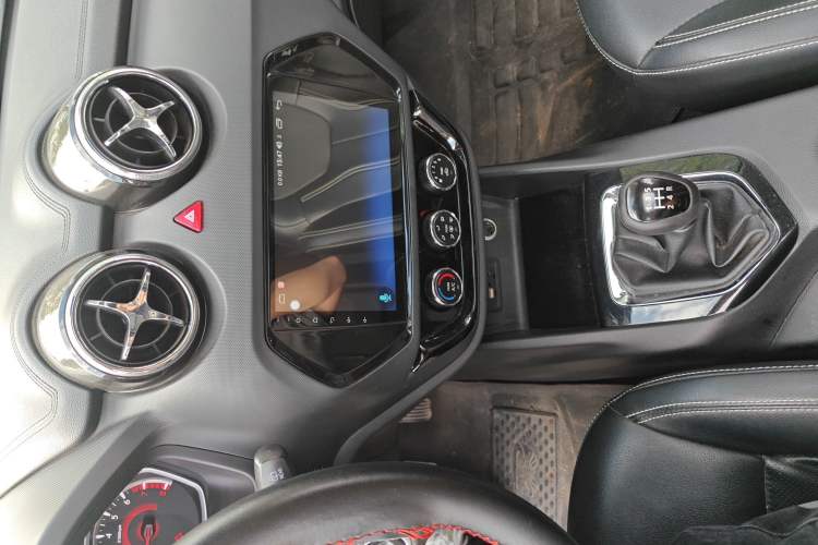 Used Soueast DX3 2019 1.5L Manual Luxury Version China V Standard Audio And AC Panel