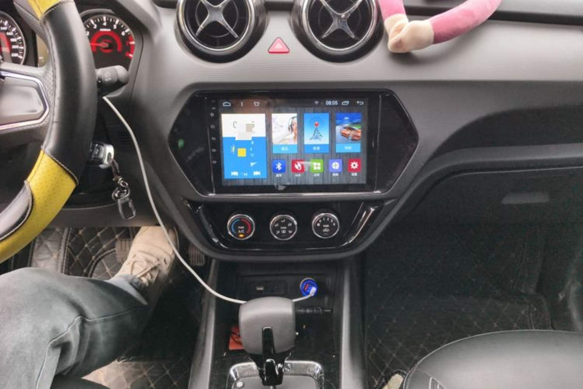Used Soueast DX3 2019 1.5T CVT Luxury Version China V Standard Audio And AC Panel