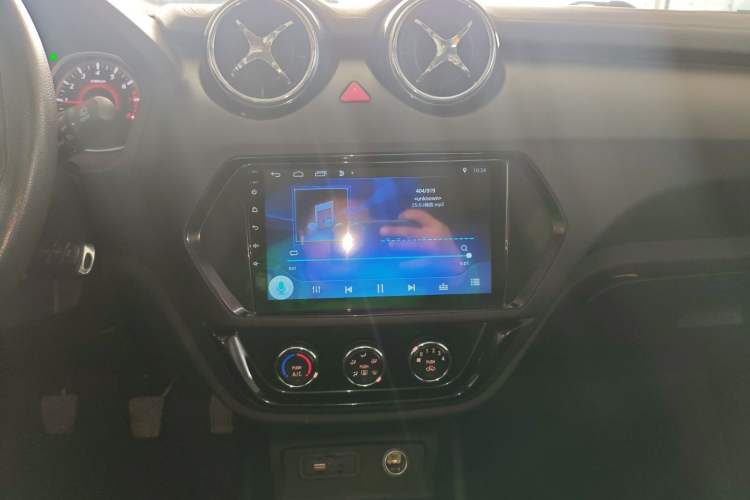 Used Soueast DX3 2019 1.5L Manual Luxury Model China VI Standard Audio And AC Panel