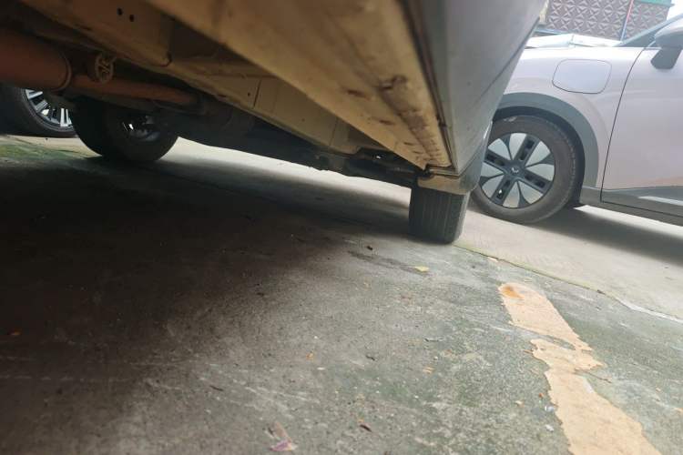 Used Soueast DX3 2019 1.5L Manual Luxury Model China VI Standard Chassis Rear Right