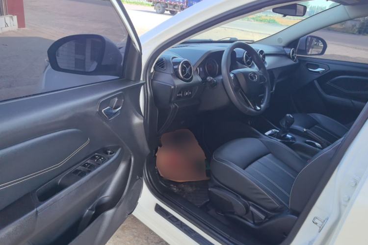 Used Soueast DX3 2019 1.5L Manual Luxury Model China VI Standard Driver Seat