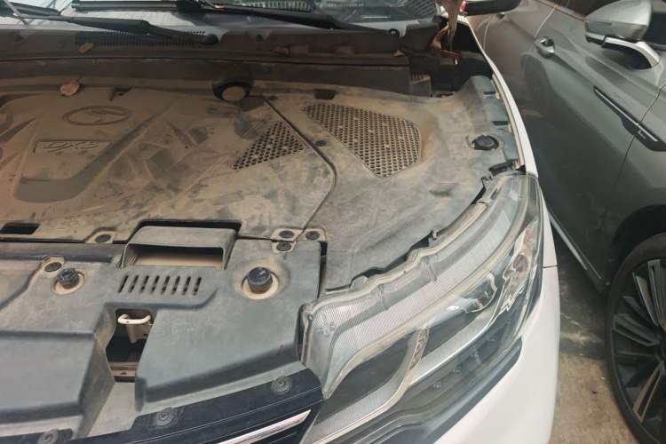 Used Soueast DX3 2019 1.5L Manual Luxury Model China VI Standard Engine Bay Left