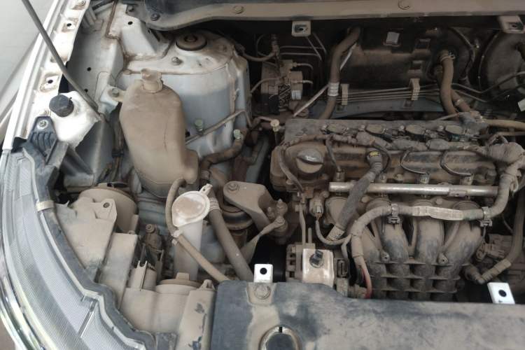 Used Soueast DX3 2019 1.5L Manual Luxury Model China VI Standard Engine Bay Right