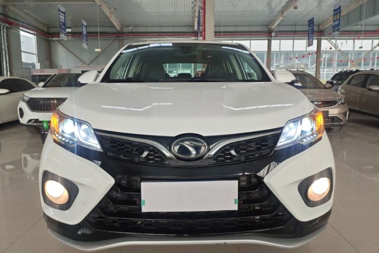 Used Soueast DX3 2019 1.5L Manual Luxury Model China VI Standard Exterior 1