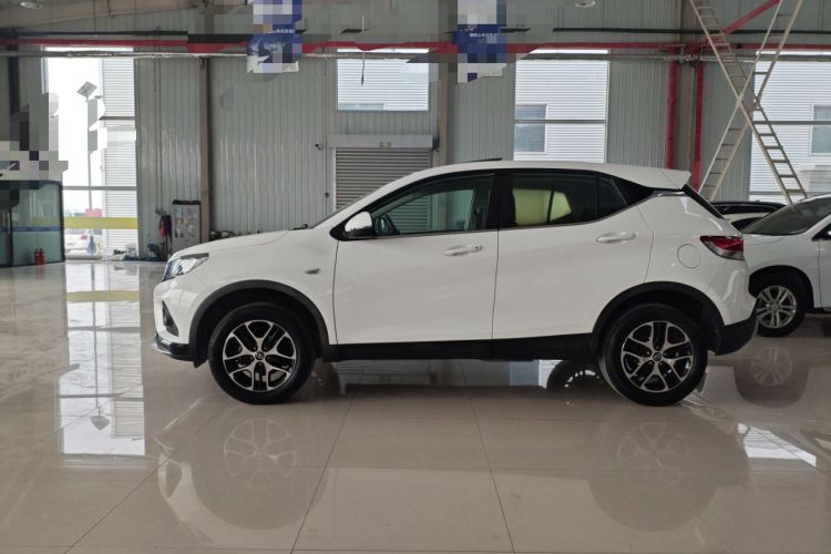 Used Soueast DX3 2019 1.5L Manual Luxury Model China VI Standard Exterior 3