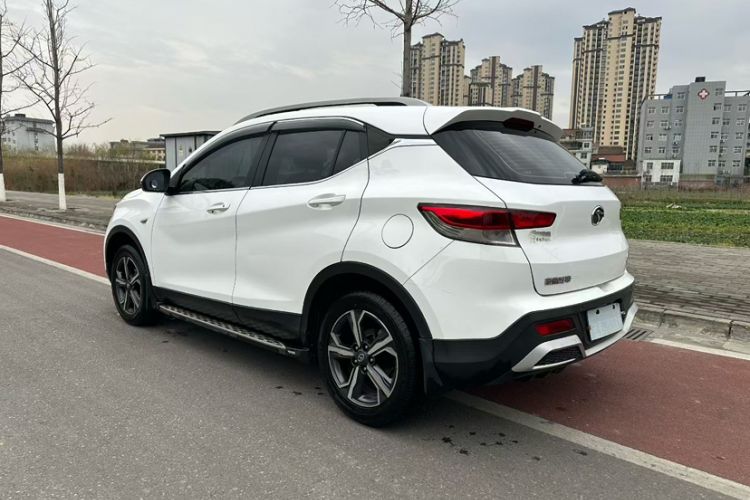 Used Soueast DX3 2019 DX3X Cool Qi 1.5L Manual Luxury Model Exterior 3