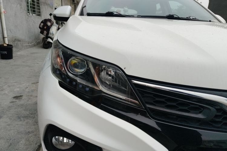 Used Soueast DX3 2019 1.5L Manual Luxury Model China V Standard Exterior 6