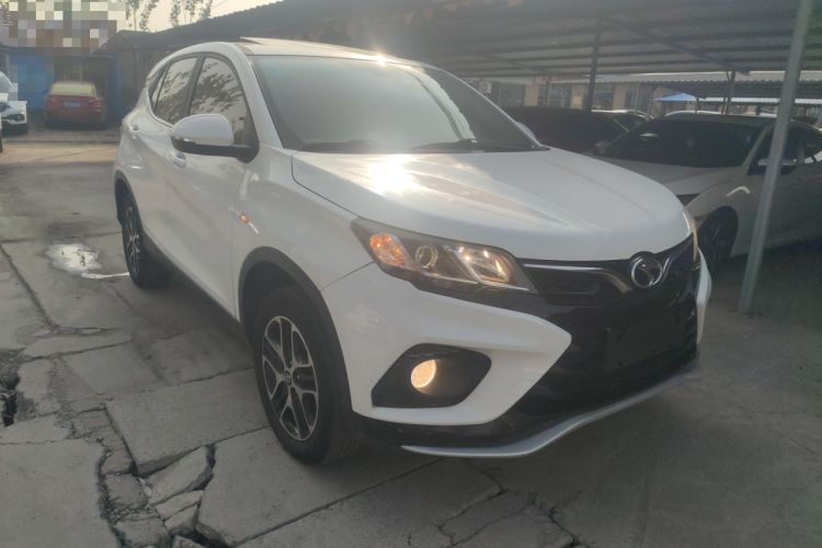 Used Soueast DX3 2019 1.5L Manual Luxury Model China VI Standard Front Right 45 Deg