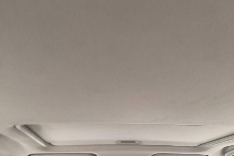 Used Soueast DX3 2019 1.5T CVT Luxury Version China VI Standard Headliner