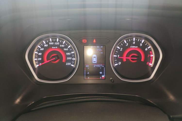 Used Soueast DX3 2019 1.5L Manual Luxury Model China VI Standard Instrument Cluster