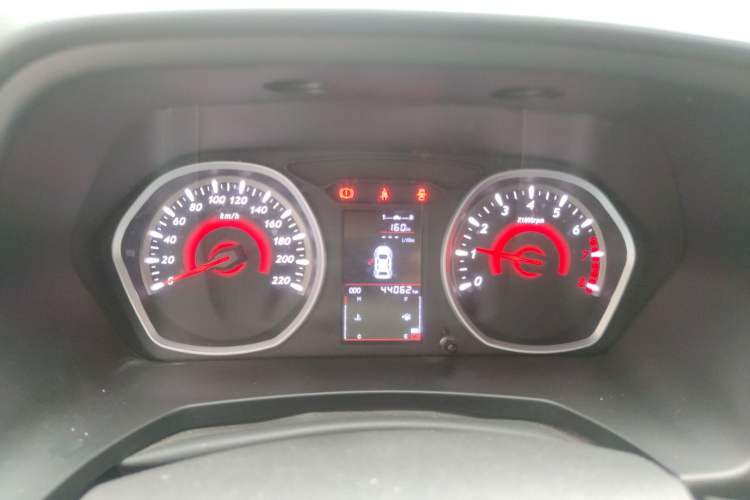 Used Soueast DX3 2019 1.5L Manual Luxury Model China VI Standard Instrument Cluster
