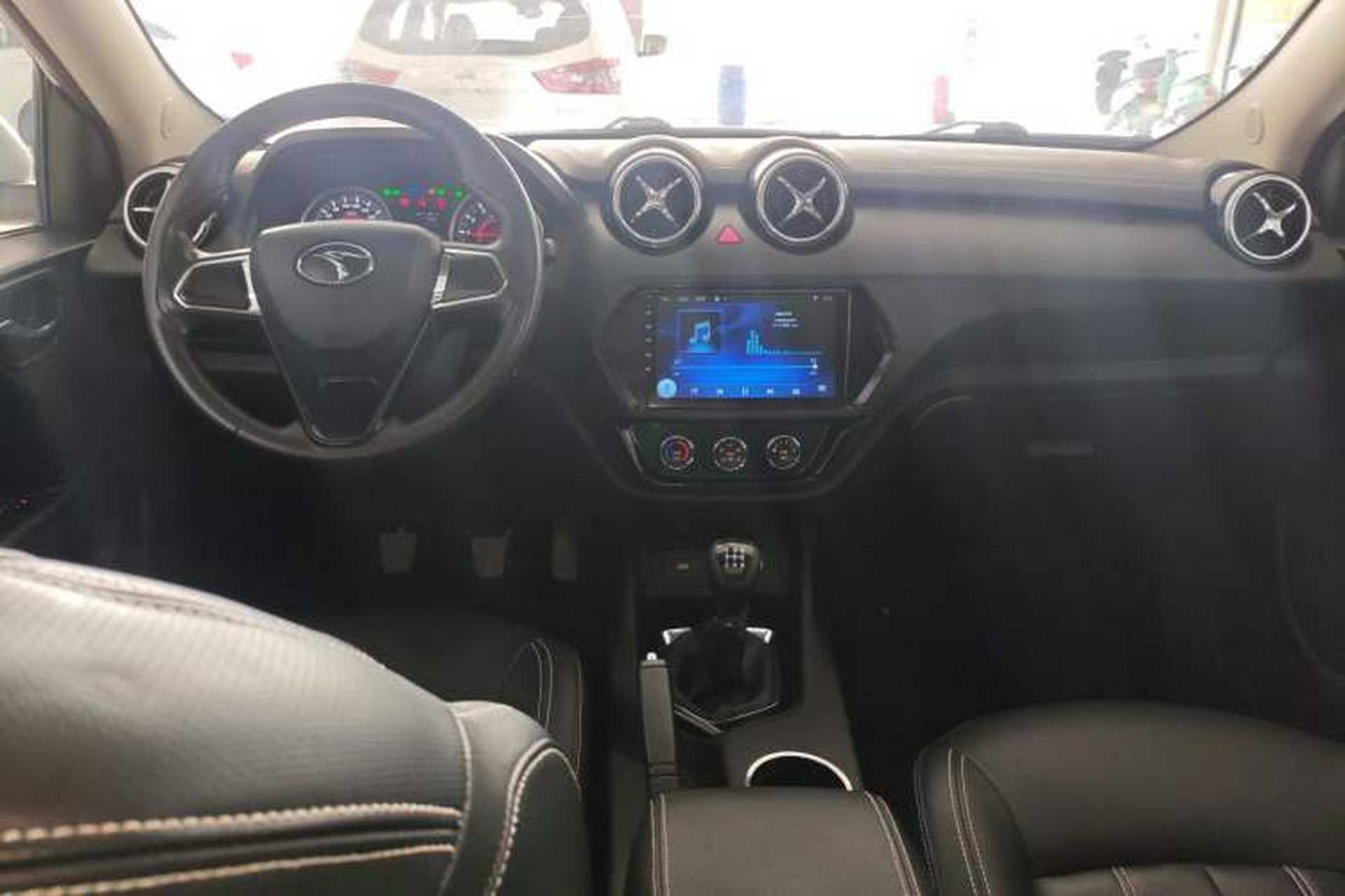 Used Soueast DX3 2019 1.5L Manual Luxury Model China VI Standard Interior 2