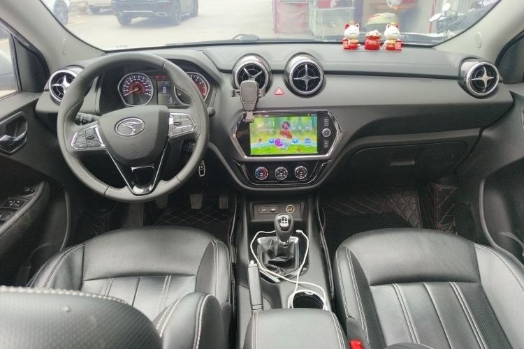 Used Soueast DX3 2019 1.5L Manual Luxury Model China V Standard Interior 2