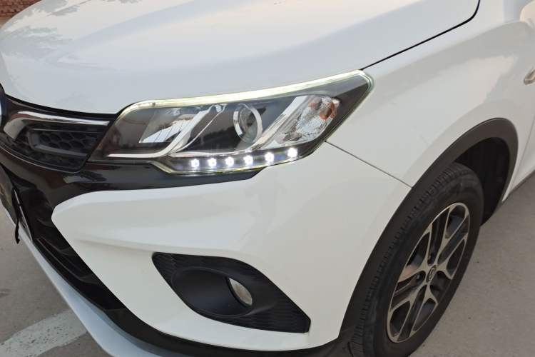 Used Soueast DX3 2019 1.5L Manual Luxury Model China VI Standard Left Front Headlight