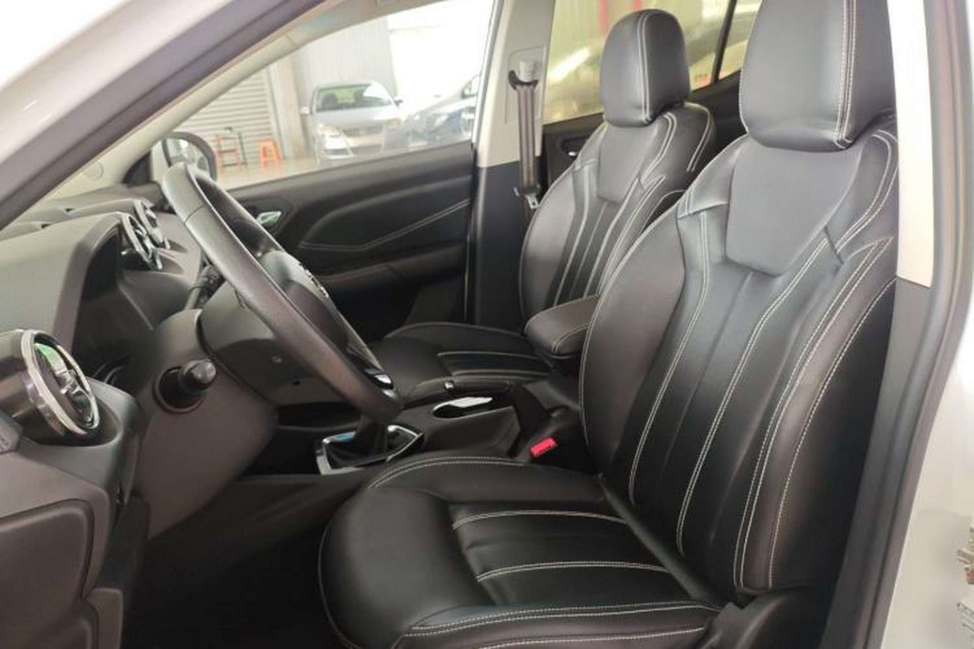 Used Soueast DX3 2019 1.5L Manual Luxury Model China VI Standard Left Front Seat