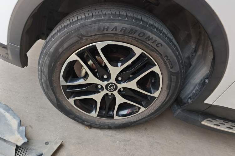 Used Soueast DX3 2019 1.5L Manual Luxury Model China VI Standard Left Front Wheel Hub