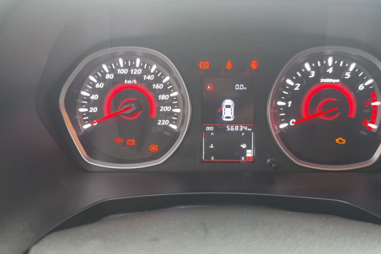 Used Soueast DX3 2019 DX3X Cool Qi 1.5L Manual Luxury Model Odometer Close Up