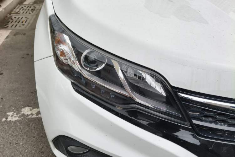Used Soueast DX3 2019 1.5T CVT Luxury Version China V Standard Right Front Headlight