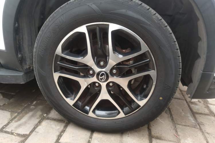 Used Soueast DX3 2019 1.5L Manual Luxury Model China VI Standard Right Front Wheel Hub
