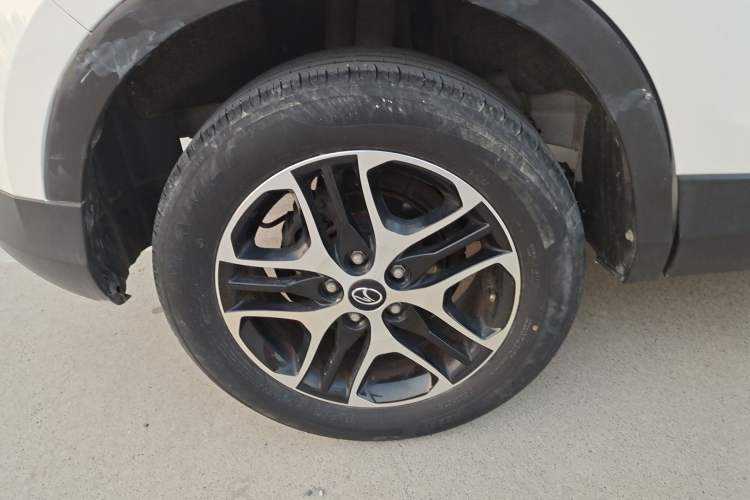 Used Soueast DX3 2019 1.5L Manual Luxury Model China VI Standard Right Rear Wheel Hub
