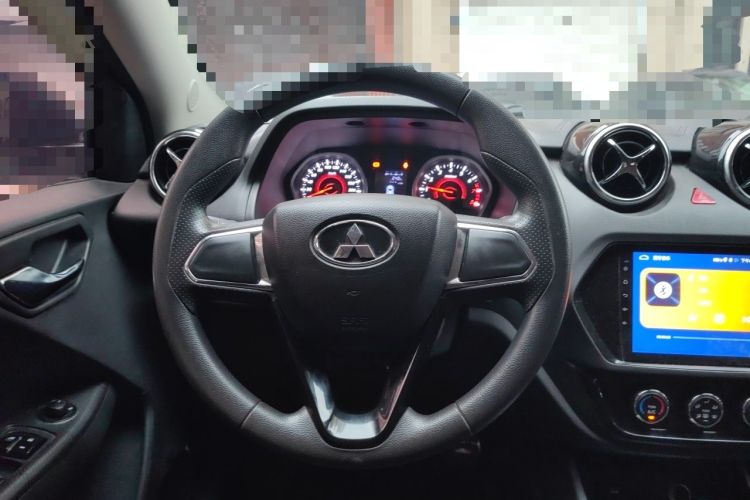 Used Soueast DX3 2019 1.5T CVT Luxury Version China V Standard Steering Wheel