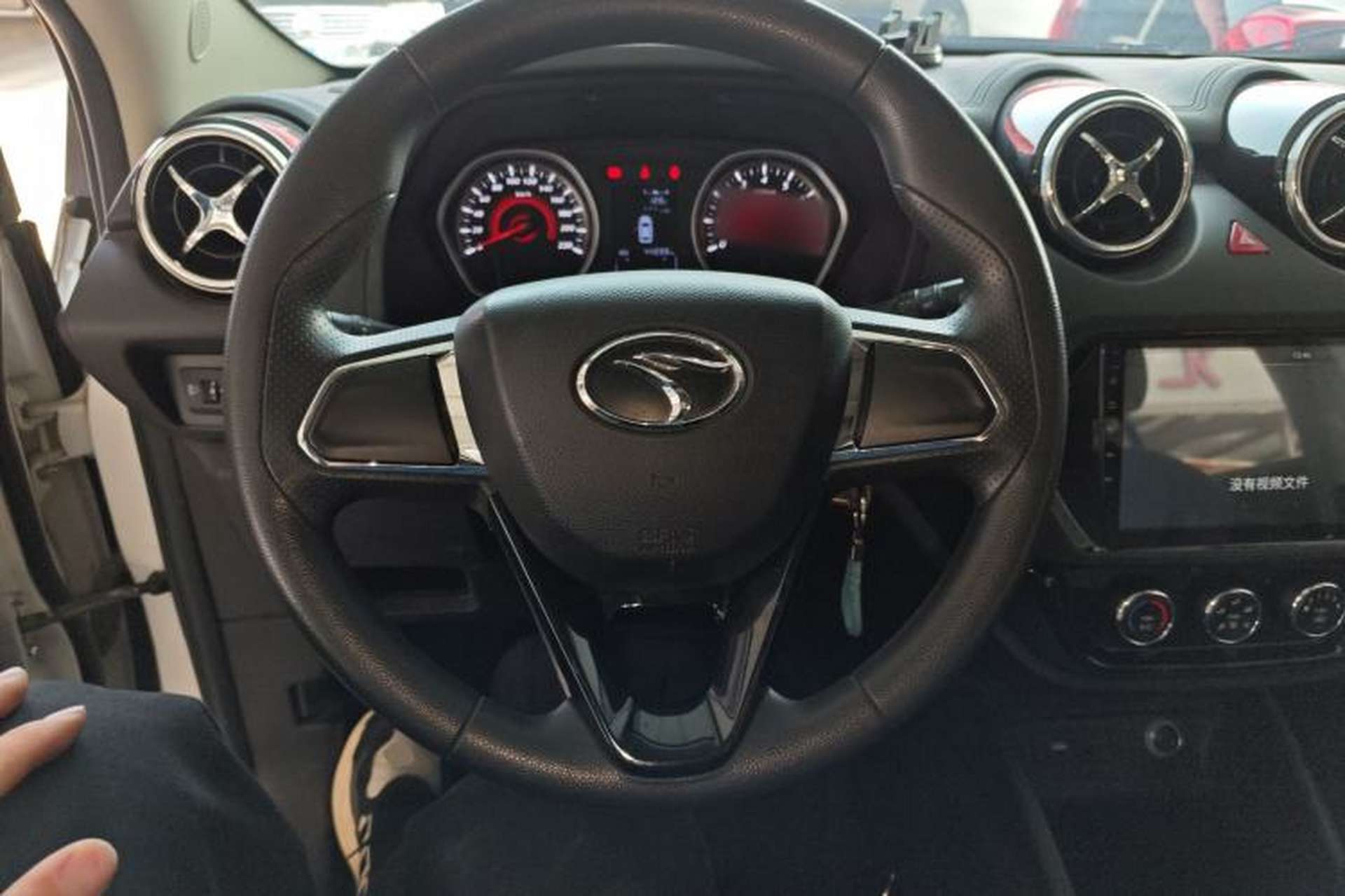 Used Soueast DX3 2019 1.5L Manual Luxury Model China VI Standard Steering Wheel