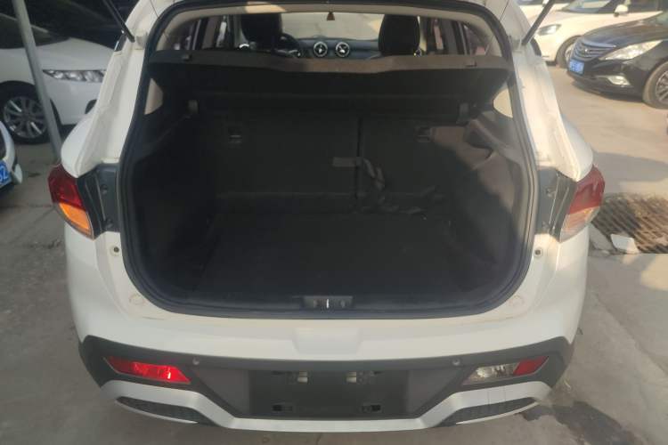 Used Soueast DX3 2019 1.5L Manual Luxury Model China VI Standard Trunk