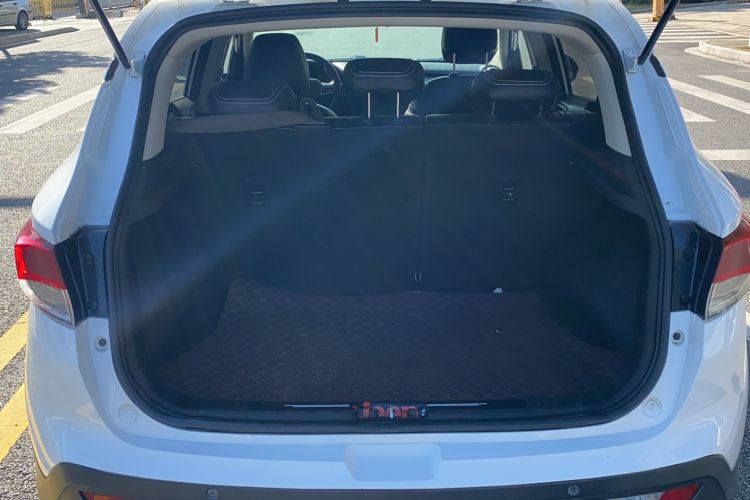 Used Soueast DX3 2019 1.5L Manual Luxury Model China V Standard Trunk