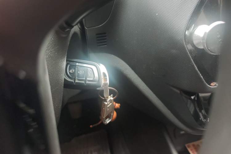 Used Soueast DX3 2019 1.5L Manual Luxury Model China VI Standard Vehicle Key