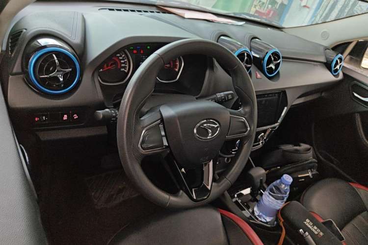 Used Soueast DX3 2022 1.5T CVT PLUS Center Console