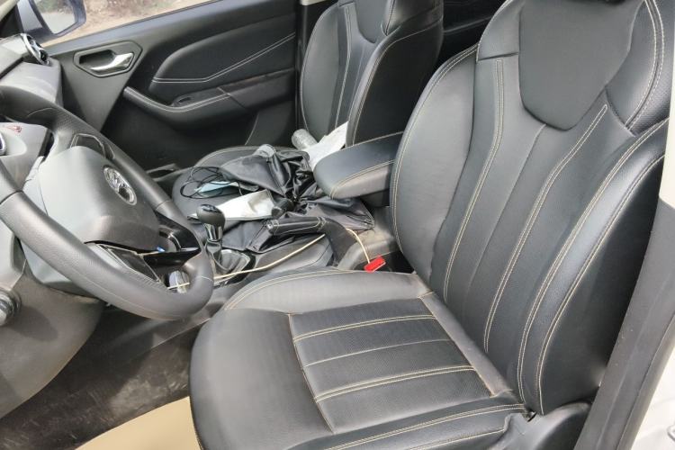 Used Soueast DX3 2022 1.5L Manual Luxury Version Left Front Seat