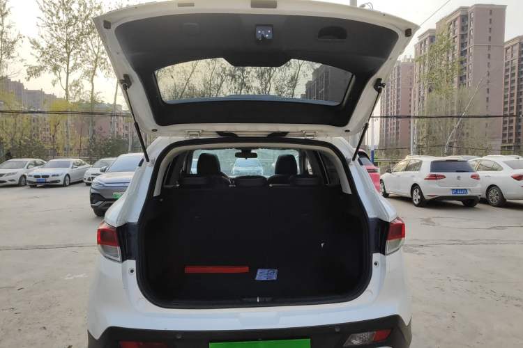 Used Soueast DX3 2022 1.5L Manual Luxury Version Trunk