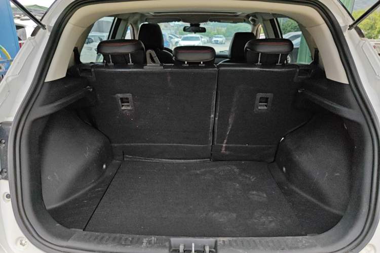 Used Soueast DX3 2022 1.5T CVT PLUS Trunk