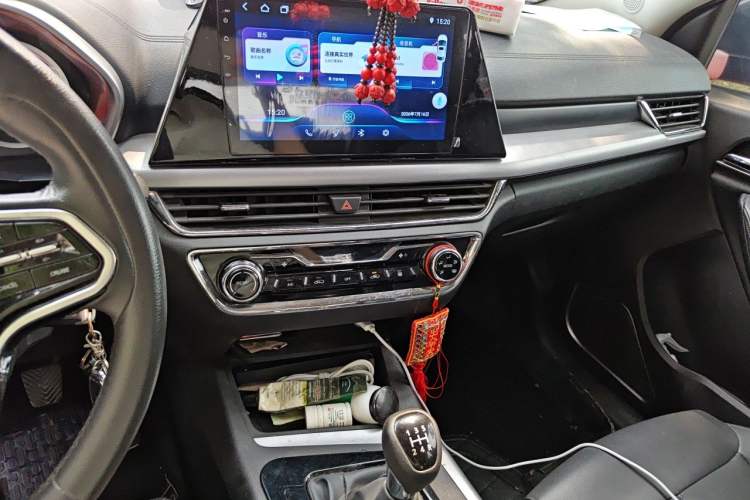 Used Soueast DX5 2019 1.5L Manual Luxury Version Audio And AC Panel