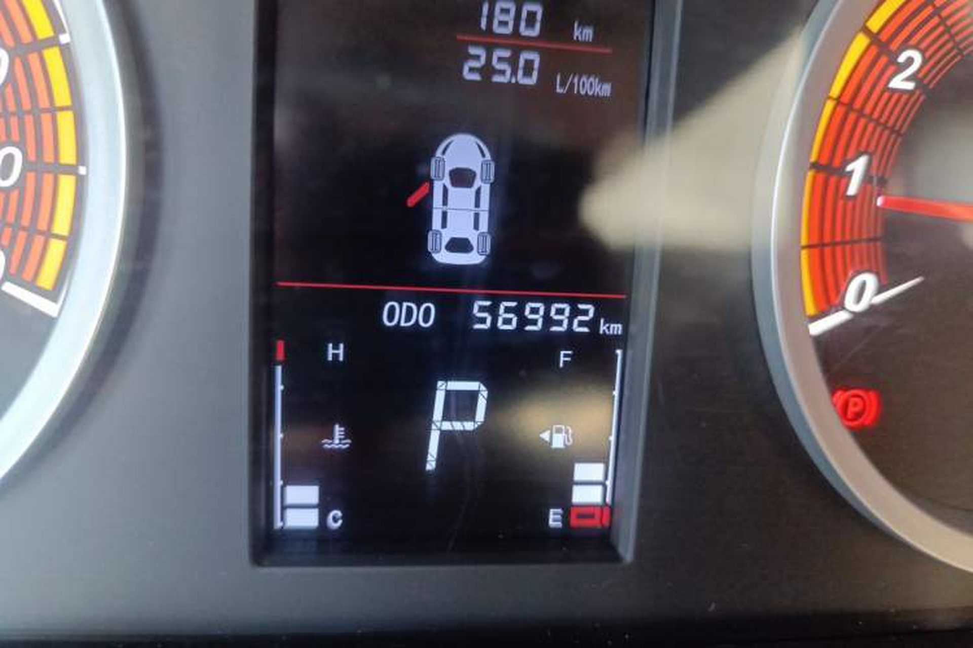 Used Soueast DX5 2019 1.5T CVT Luxury Model Odometer Close Up