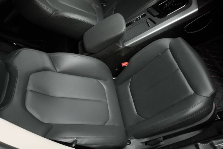 Used Soueast DX5 2019 1.5T CVT Luxury Version Right Front Seat