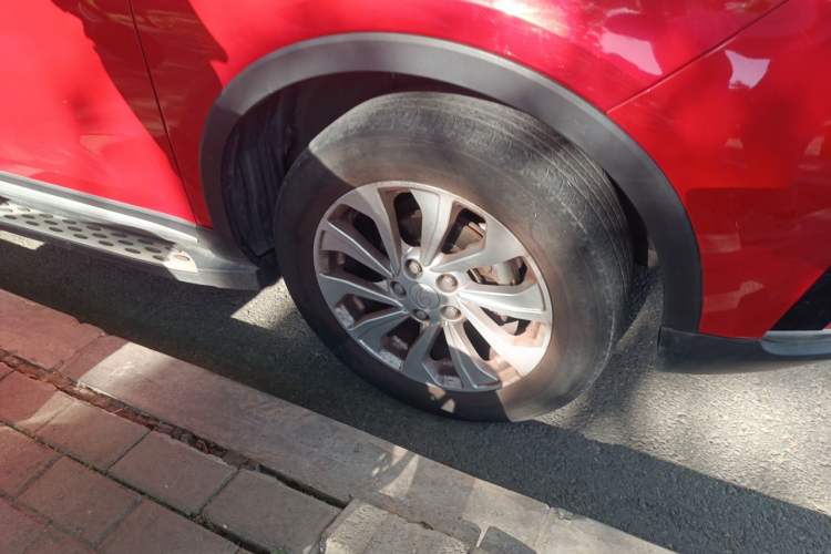 Used Soueast DX5 2019 1.5T CVT Luxury Model Right Front Wheel Hub