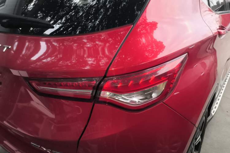 Used Soueast DX5 2019 1.5T CVT Luxury Version Right Rear Taillight