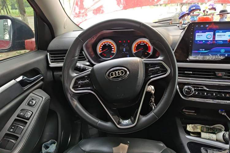 Used Soueast DX5 2019 1.5L Manual Luxury Version Steering Wheel