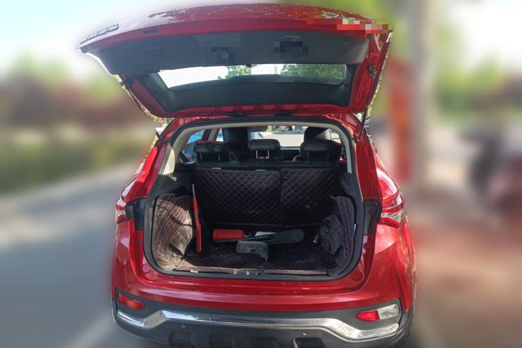 Used Soueast DX5 2019 1.5T CVT Luxury Model Trunk