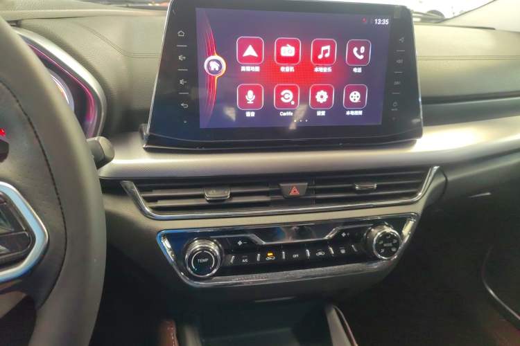 Used Soueast DX5 2019 1.5T CVT Luxury Version Audio And AC Panel